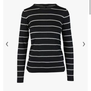 Kinross Cashmere Black/White V-Neck Sweater